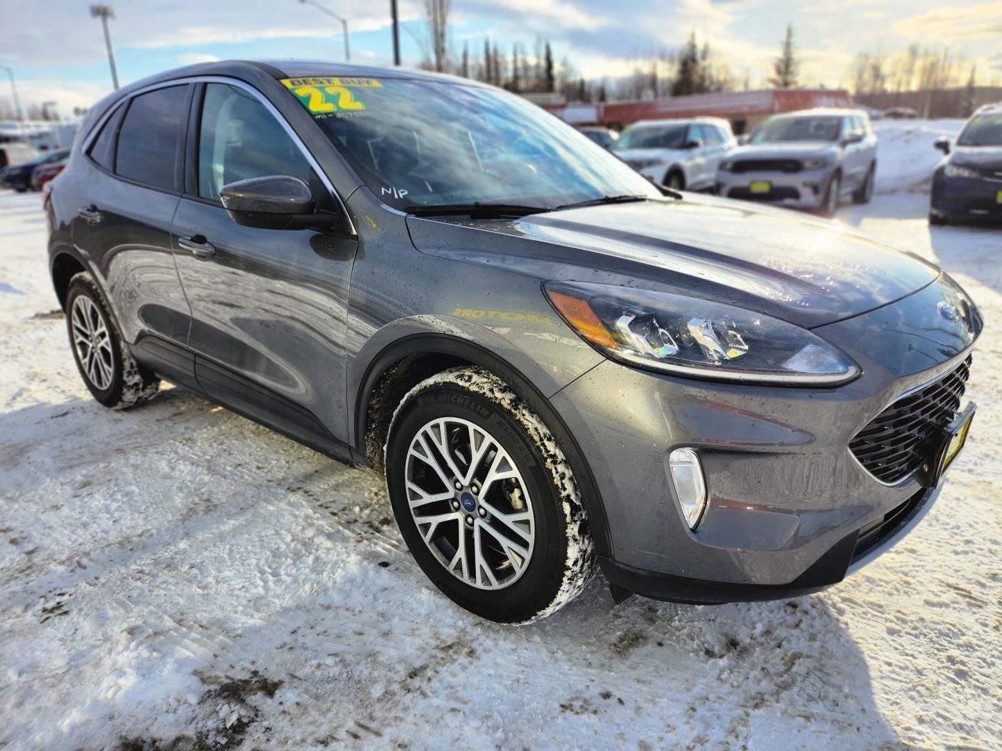 2022 GRAY /BLACK FORD ESCAPE SEL (1FMCU9H64NU) with an 1.5L engine, Automatic transmission, located at 1960 Industrial Drive, Wasilla, 99654, (907) 274-2277, 61.573475, -149.400146 - Photo#7